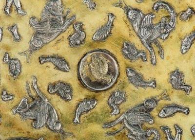 نمایش بشقاب سیمین رشی در موزه باستان شناسی گیلان